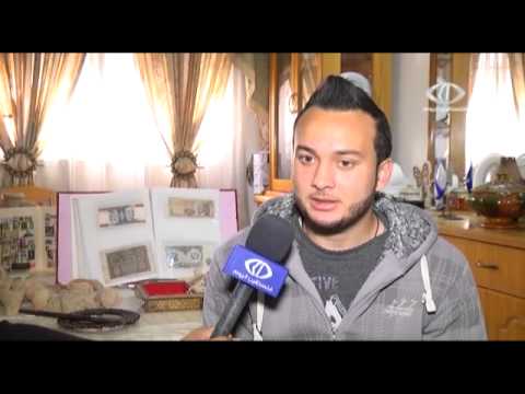 فلسطيني يجمع 7 حضارات في منزله