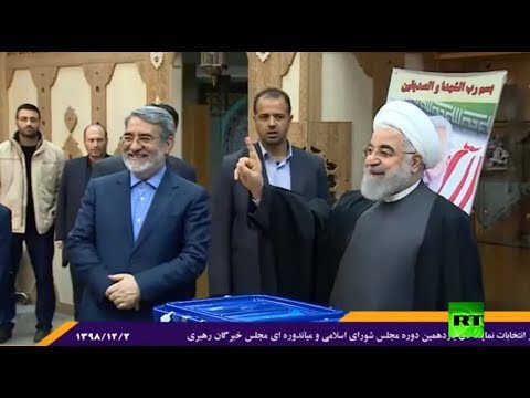 شاهد روحاني يدلي بصوته في الانتخابات البرلمانية
