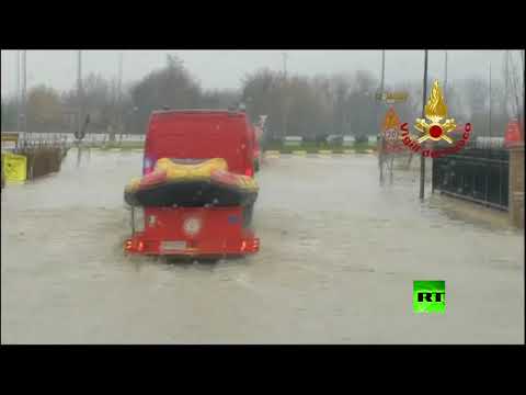 شاهد فيضانات تجتاح مناطق في شمال إيطاليا