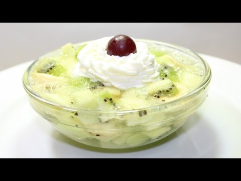 اصنعي سلطة الفواكه بالسفن آب