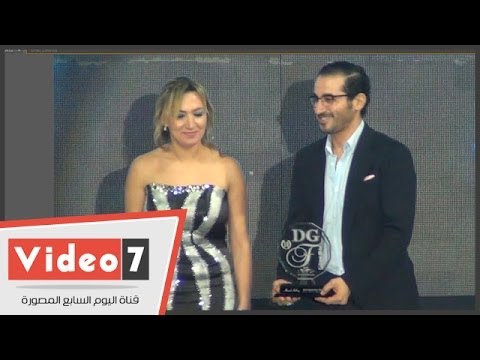 أحمد حلمي يتسلّم جائزة دير جست لأفضل ممثل كوميدي