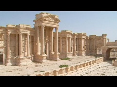 شاهد داعش يفجر معبد “بعل شمين” المدرج ضمن التراث العالمي